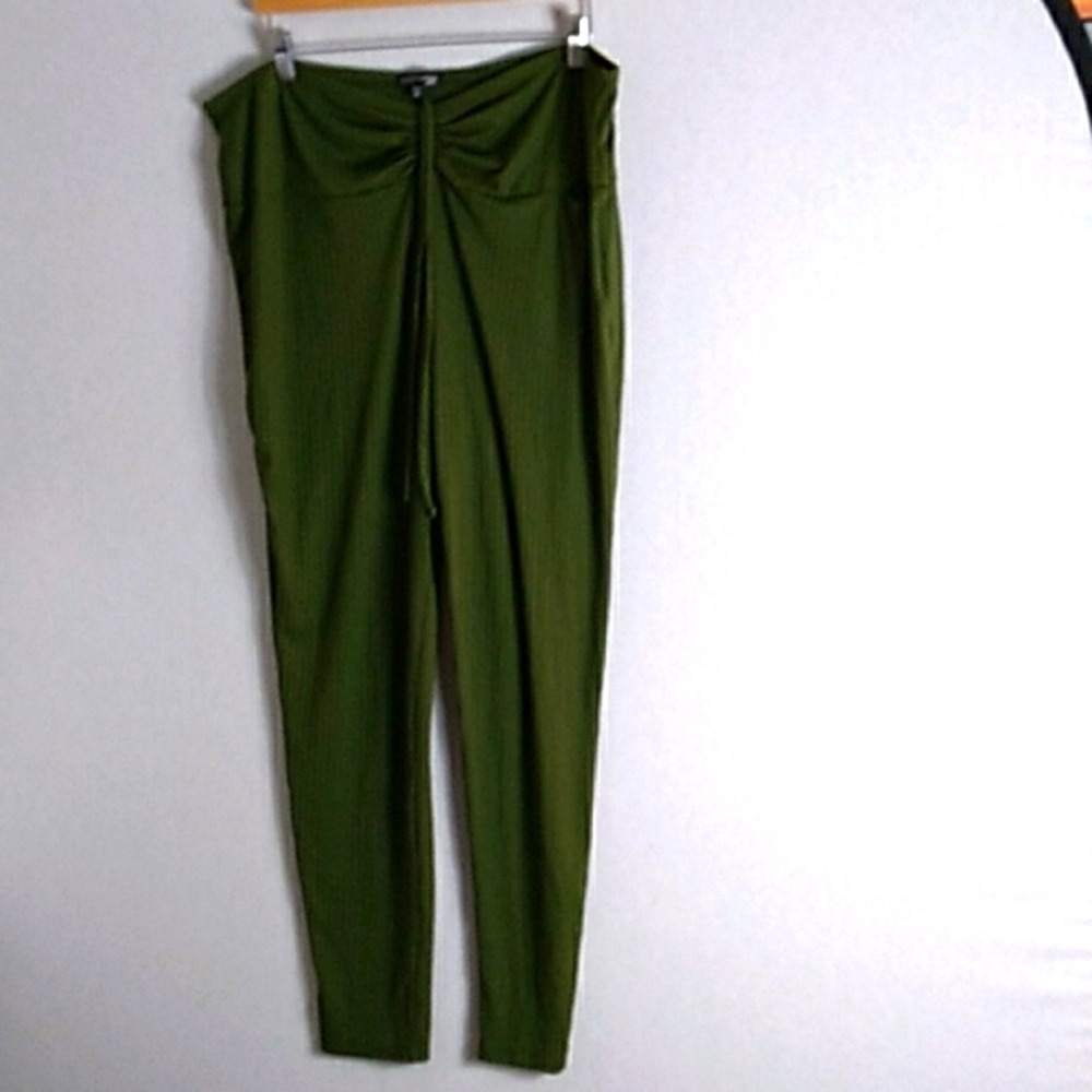 Nwot  curvy sense women  comfy pants size 2x olive
